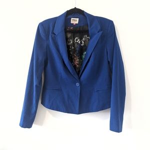 Fitted/Cropped Cobalt Blazer - ONLY Blue Behavior Kaiser New Short Flower Blazer